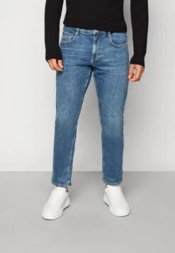 ESPRIT Brushback - Straight Leg Jeans - Blue Medium Wash