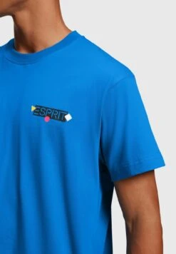 ESPRIT Yagi Archive Mit Grafik Logo - T-Shirt Basic - Blue 9 ESPRIT Yagi Archive Mit Grafik Logo - T-Shirt Basic - Blue -ESPRIT Winkel 195f789de57442eeaf13b5edd24172e0