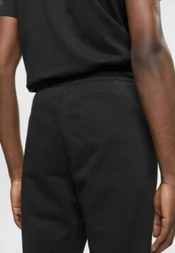 ESPRIT Jogging Mit Logoprint - Trainingsbroek - Black -ESPRIT Winkel 1b69263ac8204dabaf333a52583b262d