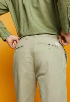 ESPRIT Im Stil - Shorts - Light Green -ESPRIT Winkel 21c2079d5a53422995a427ea4a7e2811