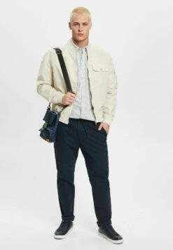 ESPRIT Allover Dessin - Overhemd - White -ESPRIT Winkel 411b7837c2134f60bb4dcd7ea5737a2a