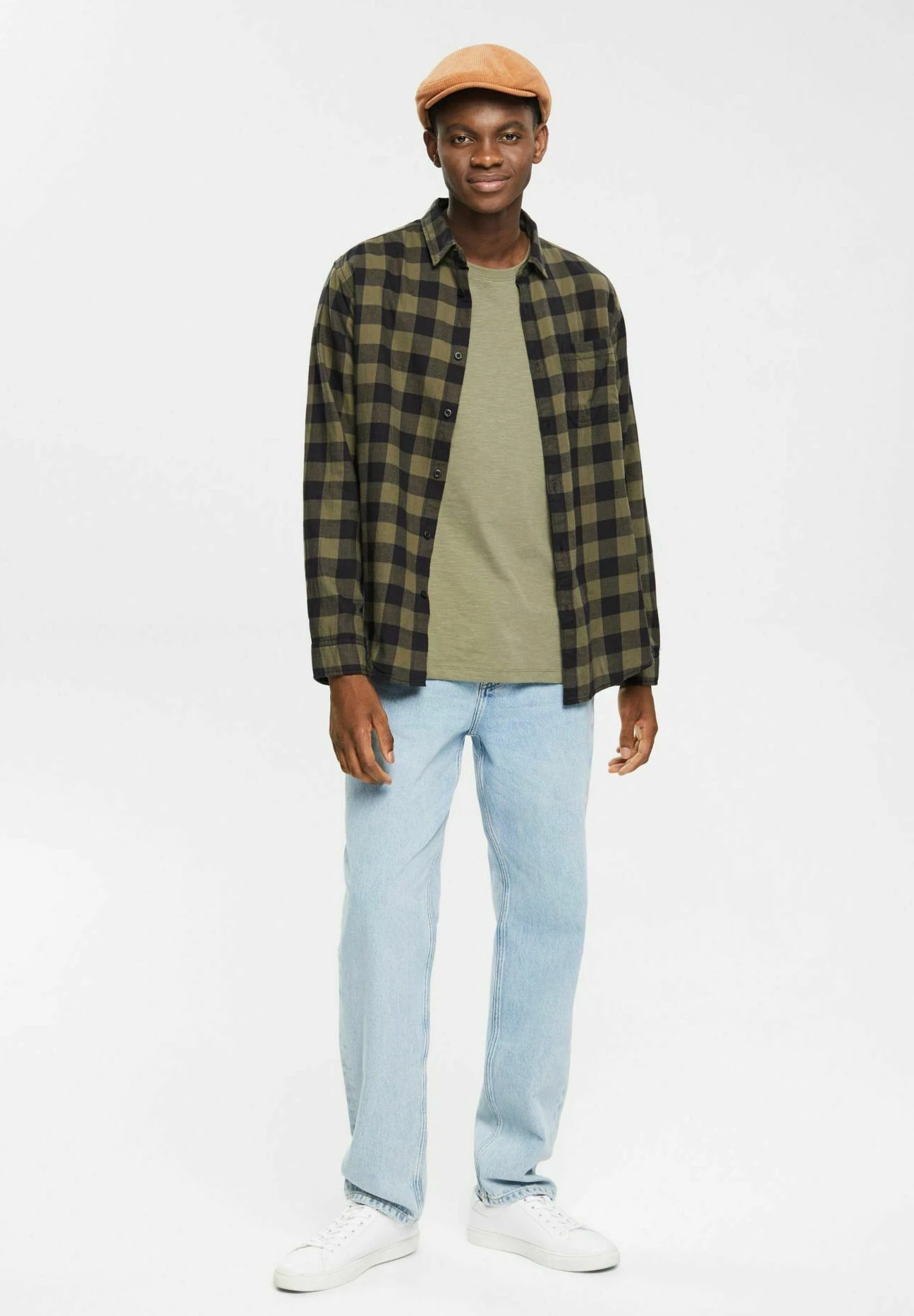 Edc By Esprit Regular Fit - Overhemd - Khaki Green 2 Edc By Esprit Regular Fit - Overhemd - Khaki Green - Afbeelding 2