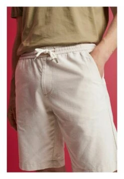 ESPRIT Shorts - Sand -ESPRIT Winkel 464e1ffd74134c21a7e7d012bab58f13