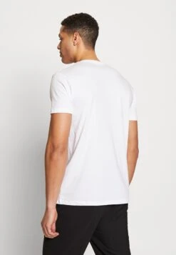 ESPRIT 2 Pack - T-Shirt Basic - White -ESPRIT Winkel 54c57d90ed0447e18bc3b0229b36b548