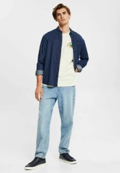 ESPRIT Mit Brust Print - T-Shirt Print - Cream Beige -ESPRIT Winkel 6aef23d0a4704a439864c90764eaa70e