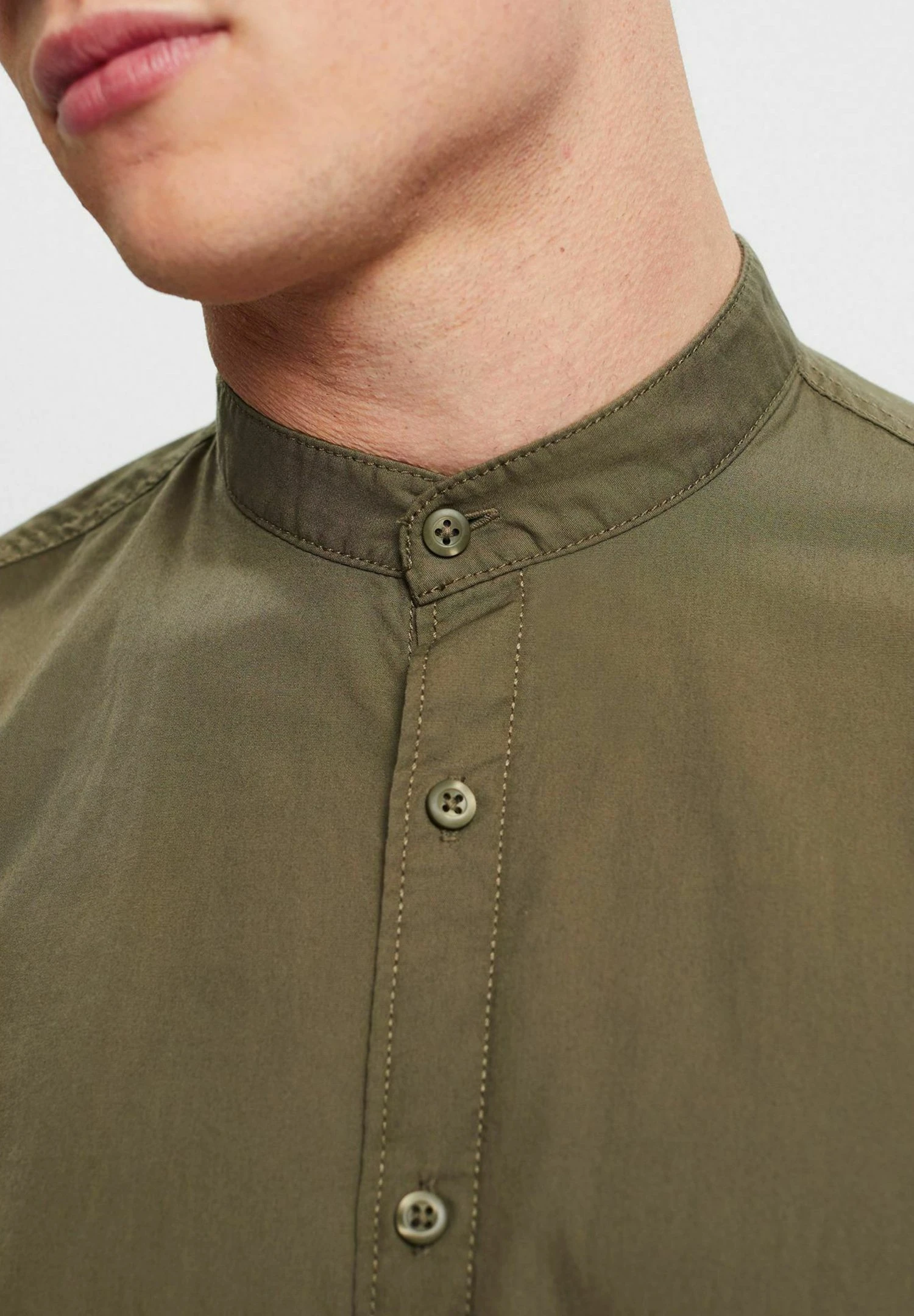 Edc By Esprit Mit Stehkragen - Overhemd - Khaki Green 4 Edc By Esprit Mit Stehkragen - Overhemd - Khaki Green - Afbeelding 4