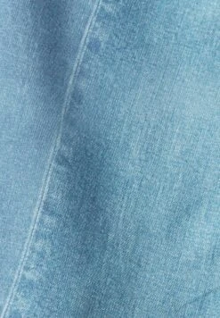 ESPRIT Mit Allover Print - Jeansshort - Blue Medium Wash 14 ESPRIT Mit Allover Print - Jeansshort - Blue Medium Wash -ESPRIT Winkel 76afbaa437bc4eb1ac3b65b07fe76f02