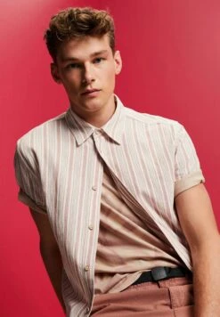 Edc By Esprit Kurzärmeliges- Overhemd - Dark Old Pink 15 Edc By Esprit Kurzärmeliges- Overhemd - Dark Old Pink -ESPRIT Winkel 7e7a1c432cb3472a97bd60df056fbaad