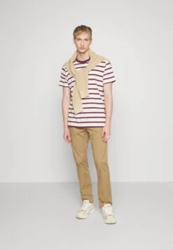 ESPRIT T-Shirt Print - Bordeaux/Off-White -ESPRIT Winkel 7fb6e7ebc46f4e22bf9adcdb1b19d1c1