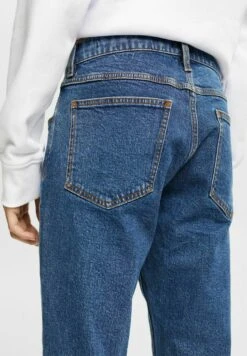 Edc By Esprit Stretch - Straight Leg Jeans - Blue Medium Wash -ESPRIT Winkel 84169029f28a402693139cadca25642a