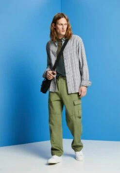 ESPRIT Streifen Mit Anteil - Overhemd - Black -ESPRIT Winkel 8a85a71f81e34cddbbd23e223499c3e4