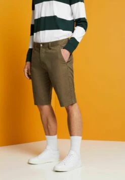 ESPRIT Im Stil - Shorts - Dusty Green -ESPRIT Winkel a1625a11f6944a7b83f0112c3f35051c
