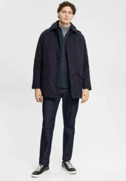 ESPRIT Winkel -ESPRIT Winkel a503df1448394f16bb594f815bff9db8