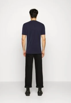 ESPRIT Nebu - T-Shirt Basic - Navy -ESPRIT Winkel a529eebd034f4d03ab39e56e37f44246