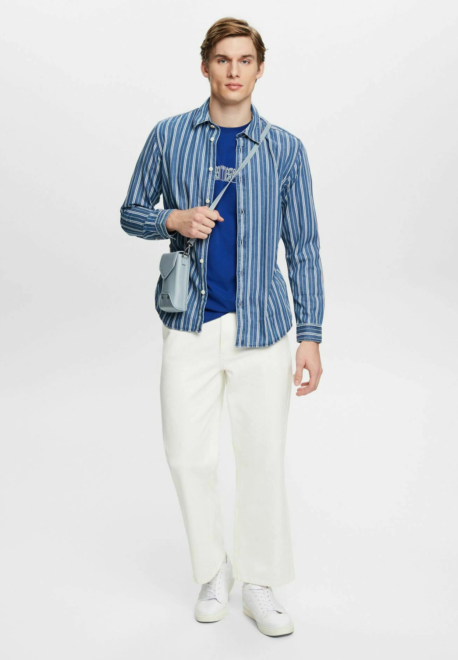 Edc By Esprit Mit Logo-Print In Lockerer Passform - T-Shirt Print - Ink 2 Edc By Esprit Mit Logo-Print In Lockerer Passform - T-Shirt Print - Ink - Afbeelding 2