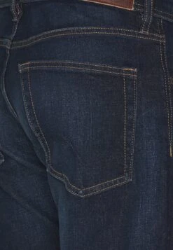 ESPRIT Straight Leg Jeans - Blue Dark Wash -ESPRIT Winkel b8da1adde5934dc0871c89eb2a2a8ba1