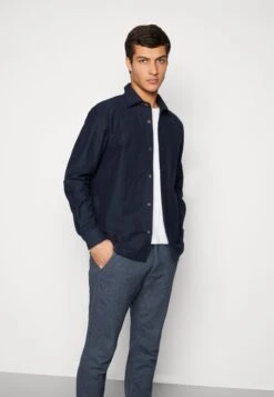 ESPRIT Sus F Brushed H - Chino - Navy -ESPRIT Winkel c8066237327b46699f7fff2900b504aa