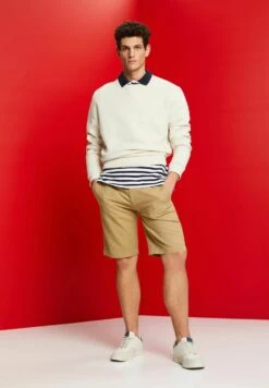 ESPRIT Im Stil - Shorts - Khaki Beige -ESPRIT Winkel ce61104eb7e74e1a8de26bd3e8326218
