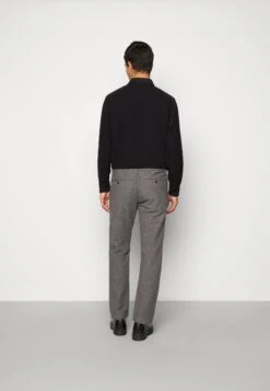 ESPRIT Sus F Brushed H - Chino - Grey 8 ESPRIT Sus F Brushed H - Chino - Grey -ESPRIT Winkel d10bb8b4579a46719309a9a890c5e6dc