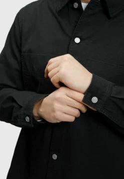 ESPRIT Schweres In LockererPassform - Overhemd - Black -ESPRIT Winkel d179968c909e4bcc9b234f3474149054