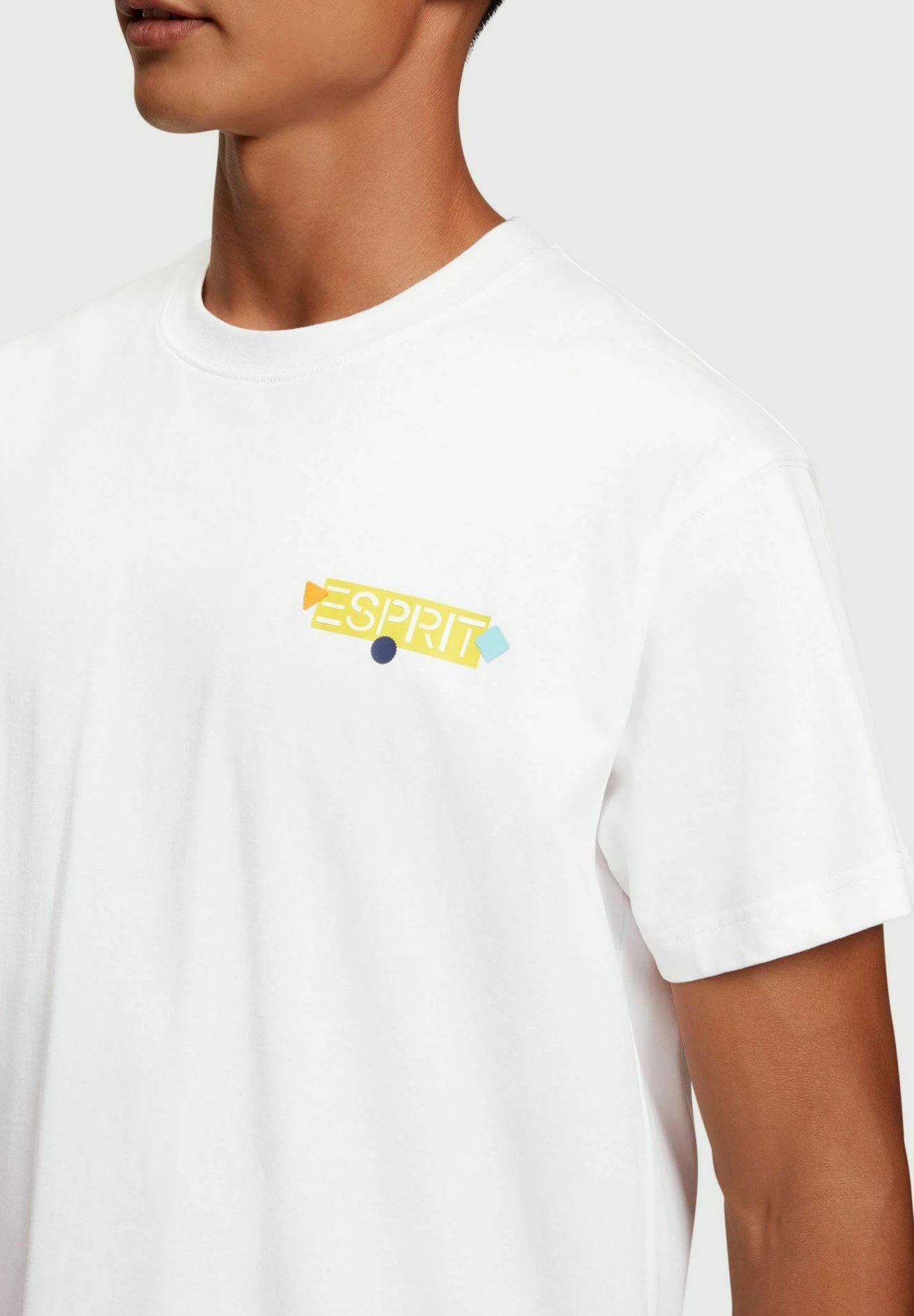 ESPRIT Yagi Archive Mit Grafik Logo - T-Shirt Basic - White 3 ESPRIT Yagi Archive Mit Grafik Logo - T-Shirt Basic - White - Afbeelding 3