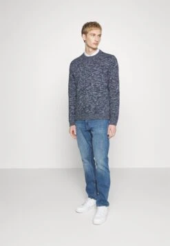 ESPRIT Straight Leg Jeans - Blue Medium Wash -ESPRIT Winkel dee6801e79f44597bb06fb6312e40ff2