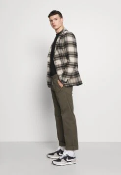 ESPRIT Chino - Dark Khaki -ESPRIT Winkel e6834567f33a4894887a38833de26fb8