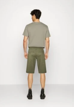 ESPRIT Core- Shorts - Olive -ESPRIT Winkel ef8d783dcb0b41e4bb50d3c9ceb1cdb9