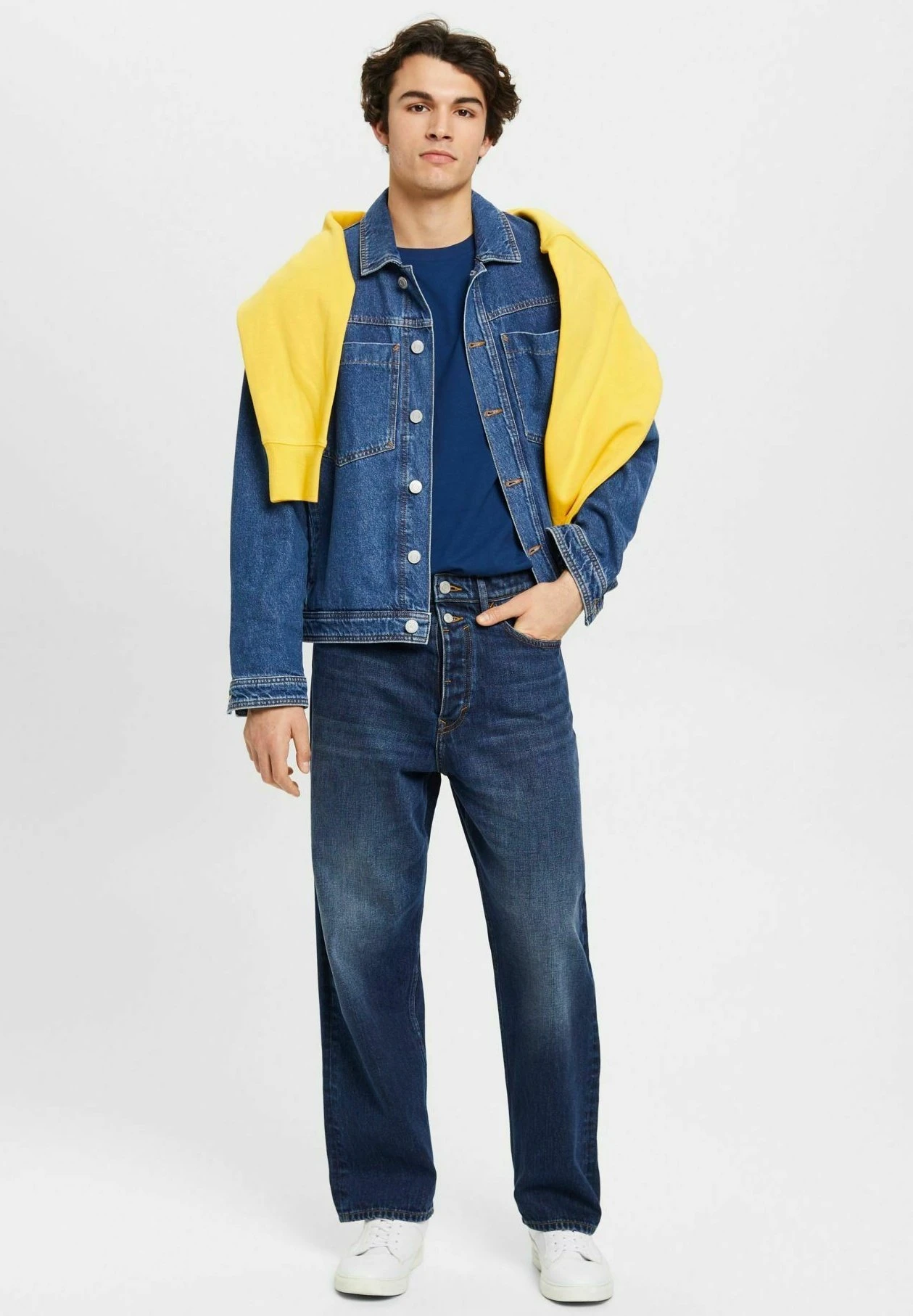 ESPRIT Mit Print Auf Der Brust - T-Shirt Basic - Ink 4 ESPRIT Mit Print Auf Der Brust - T-Shirt Basic - Ink - Afbeelding 4