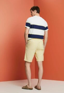 ESPRIT Shorts - Dusty Yellow -ESPRIT Winkel fdb37fd6491b4b1587f194aebd301791